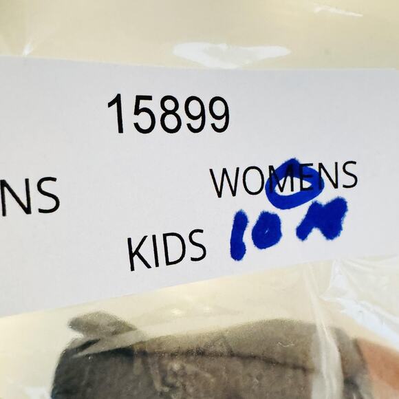 Korks Boots Womens 10 Black Pebbled Leather Ease Ankle Booties Strap Block Heel - Picture 13 of 13